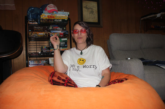 Don't Worry, Be High - unisex tee