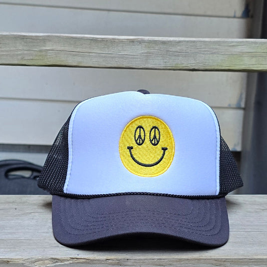 Peace Sign Smiley Face - retro trucker hat